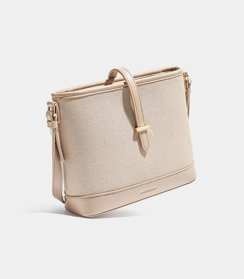 CATLY shoulder bag - MOSSDOOM Ivory color, front view.