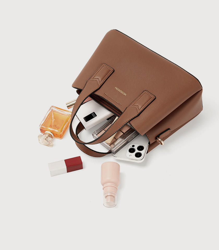 MOSSDOOM Cerise brown vegan leather tote bag, front view.