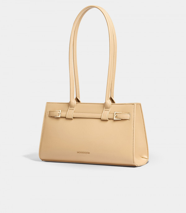 Three-quarter view of the MOSSDOOM Aurelia cream shoulder bag.