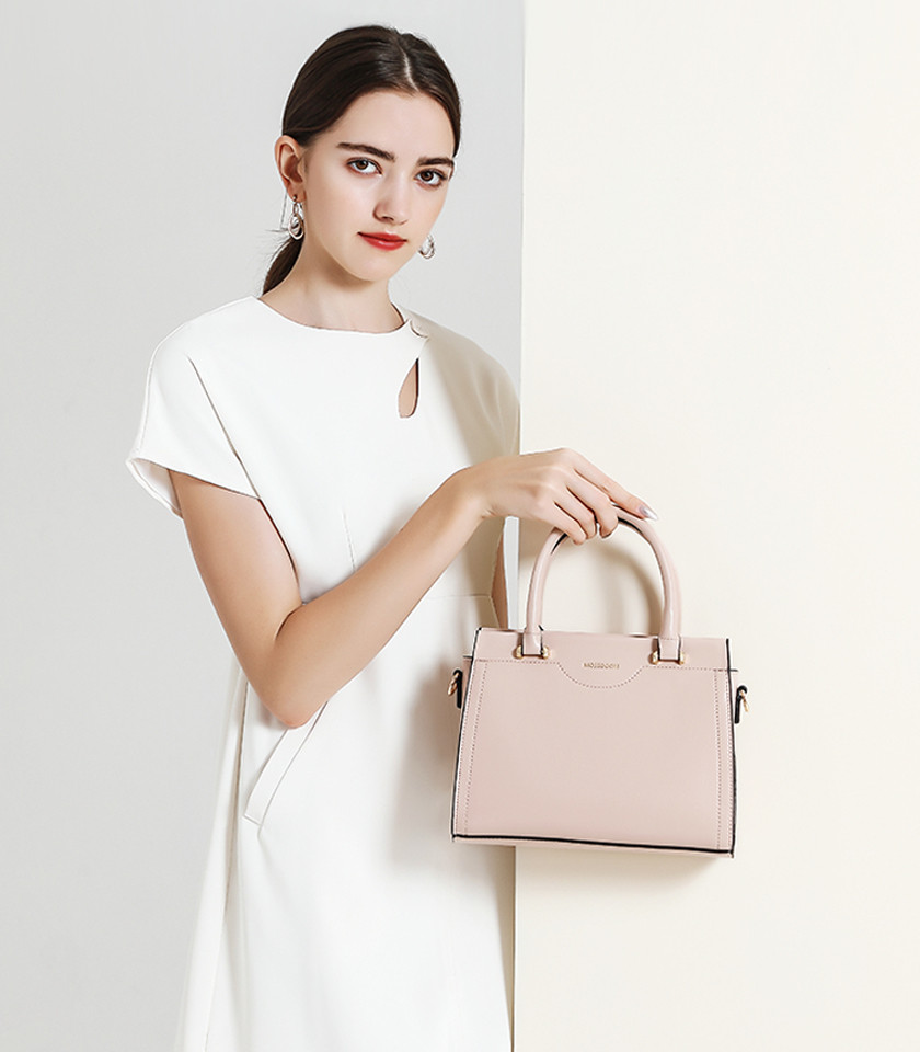 MOSSDOOM AMANDE Apricot color tote bag, three-quarter view with double handle and shoulder strap.