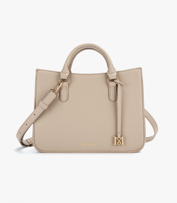 Strukturierte Handtasche MOSSDOOM MIRABELLE in der Farbe Apricot, Vorderansicht mit Schultergurt.