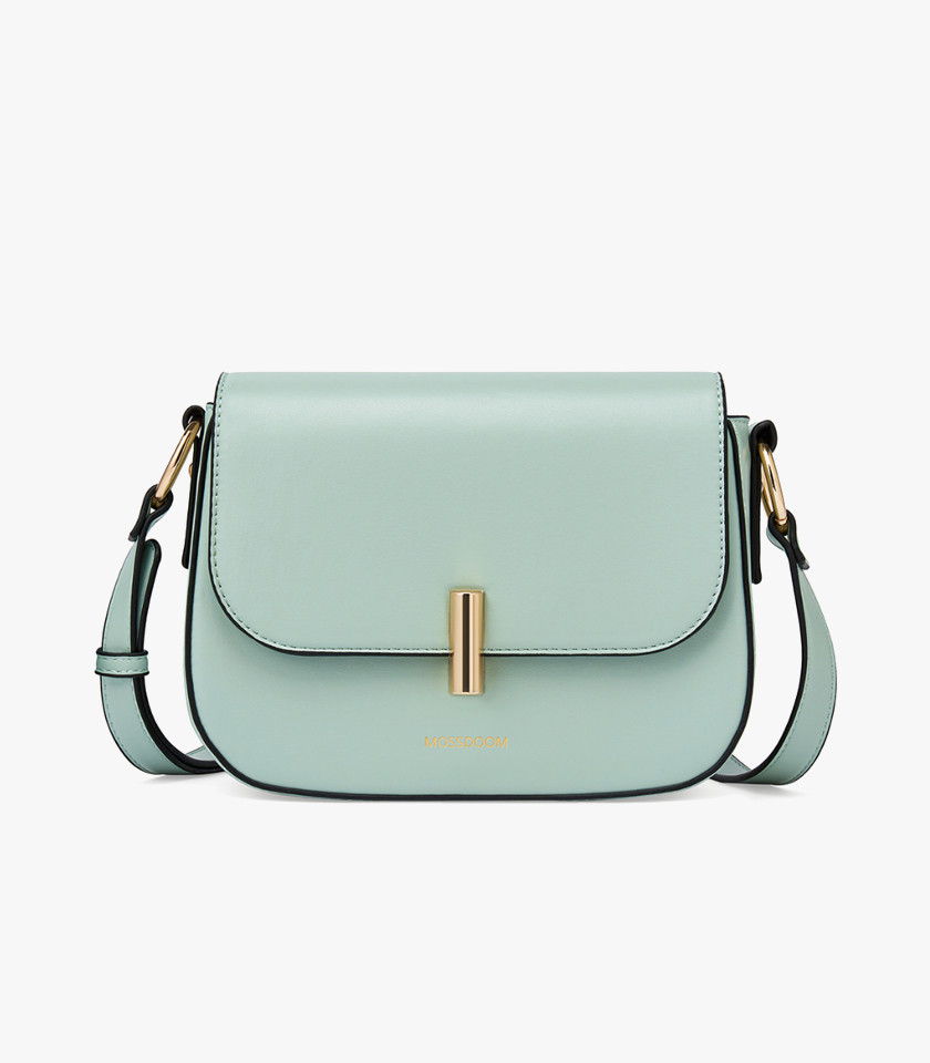 MOSSDOOM AIRELLE shoulder bag, Pistachio color, front view with gold clasp.