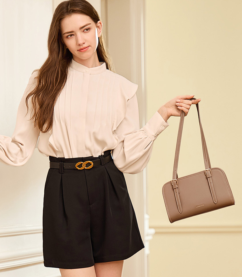 MOSSDOOM RENEE shoulder bag, Pale Camel Color, three-quarter view.