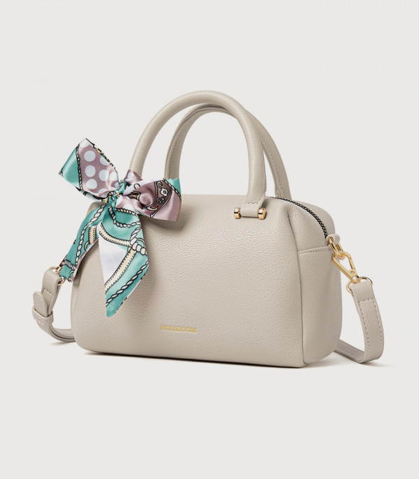 MOSSDOOM MARCIA top handle bag, Apricot Color, three-quarter view.