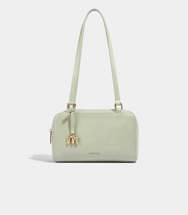 MOSSDOOM REYNA shoulder bag, Pistachio color, front view with M charm.