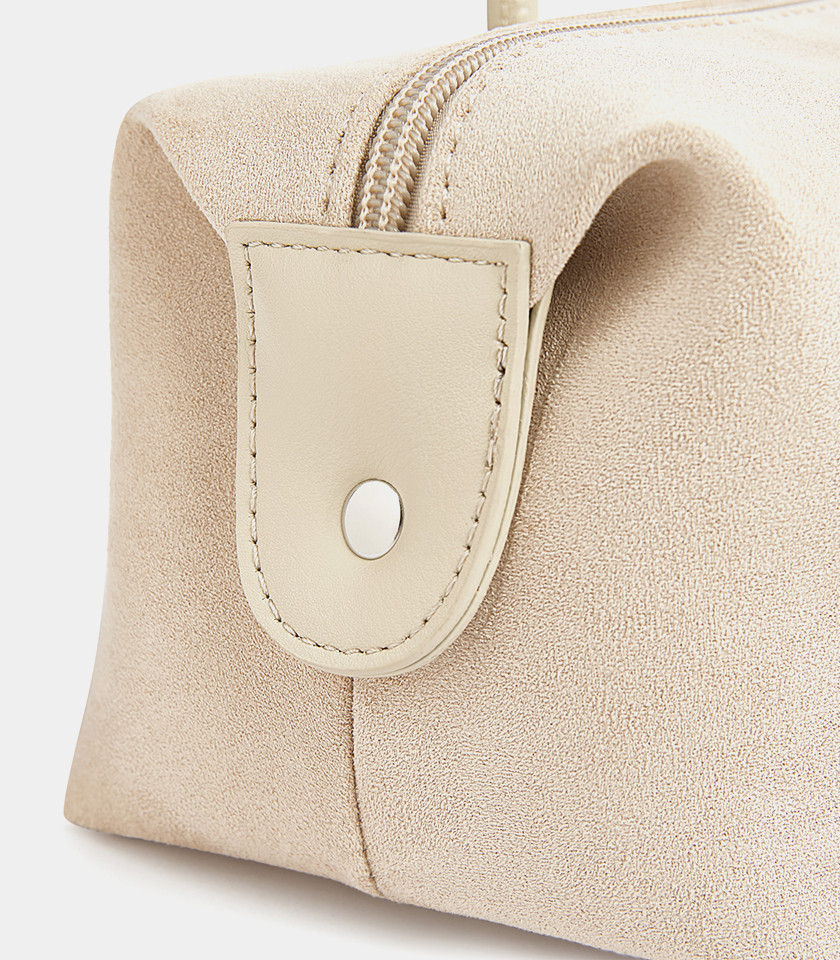 Sac baguette porté épaule MOSSDOOM PAULA Couleur Ivoire, vue de face.