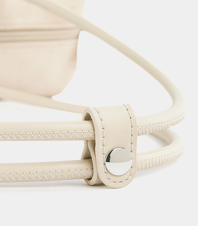 MOSSDOOM PAULA shoulder baguette bag, Ivory color, front view.