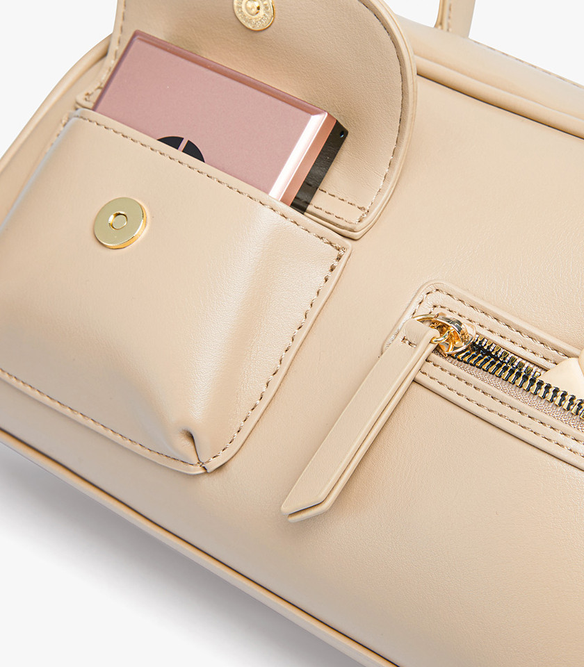MOSSDOOM FIONA shoulder bag, Apricot color, front view with pockets.