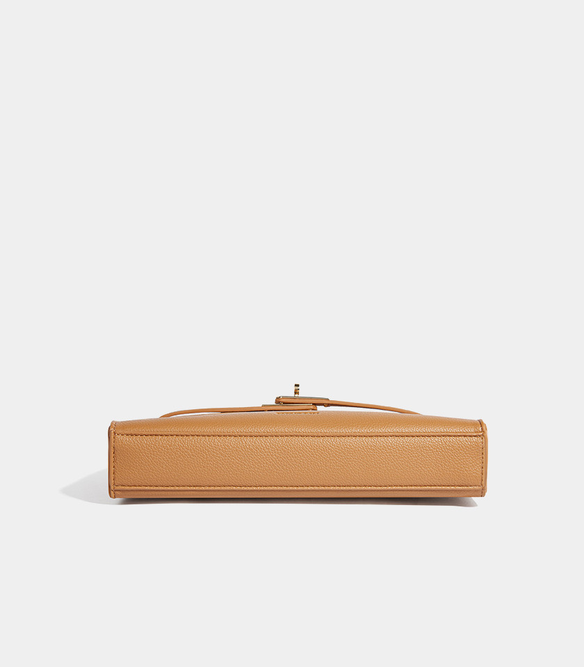 Bolsa de ombro MOSSDOOM JUNIA cor Caramelo, vista frontal.