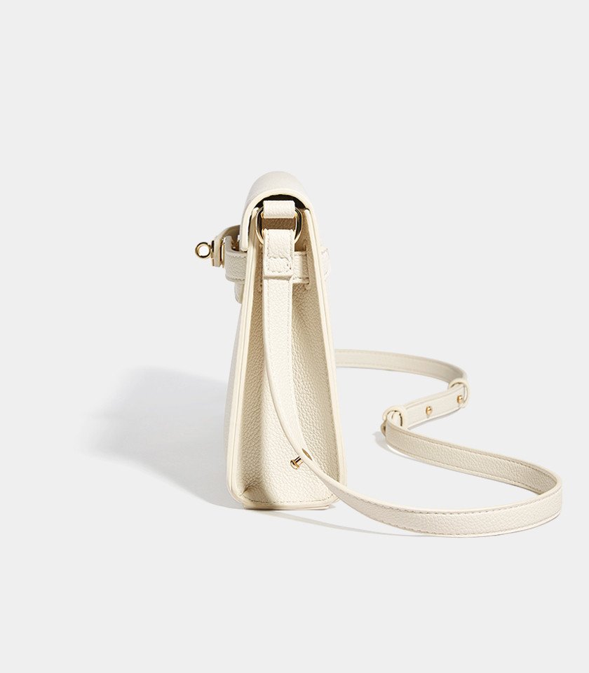 MOSSDOOM JUNIA shoulder bag, Ivory Color, front view.