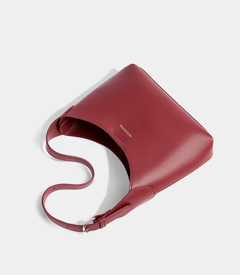 MOSSDOOM ELOWEN shoulder bag, Burgundy Color, front view.