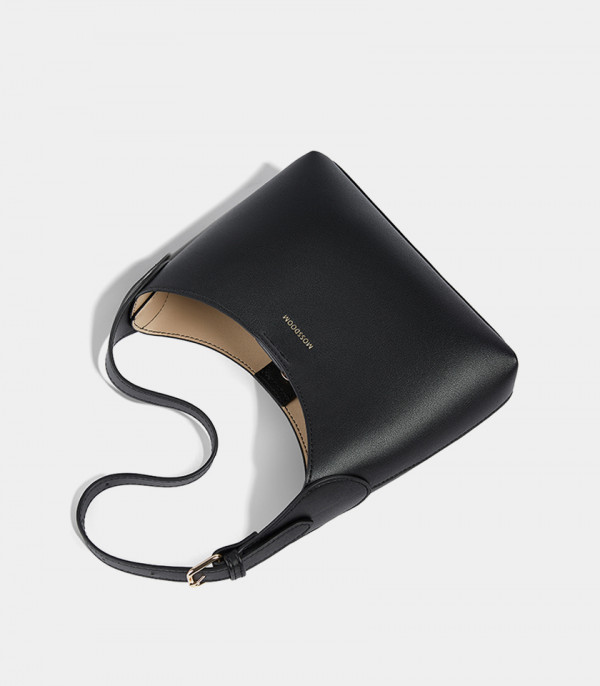Top view of the MOSSDOOM ELOWEN shoulder bag, Black Color.