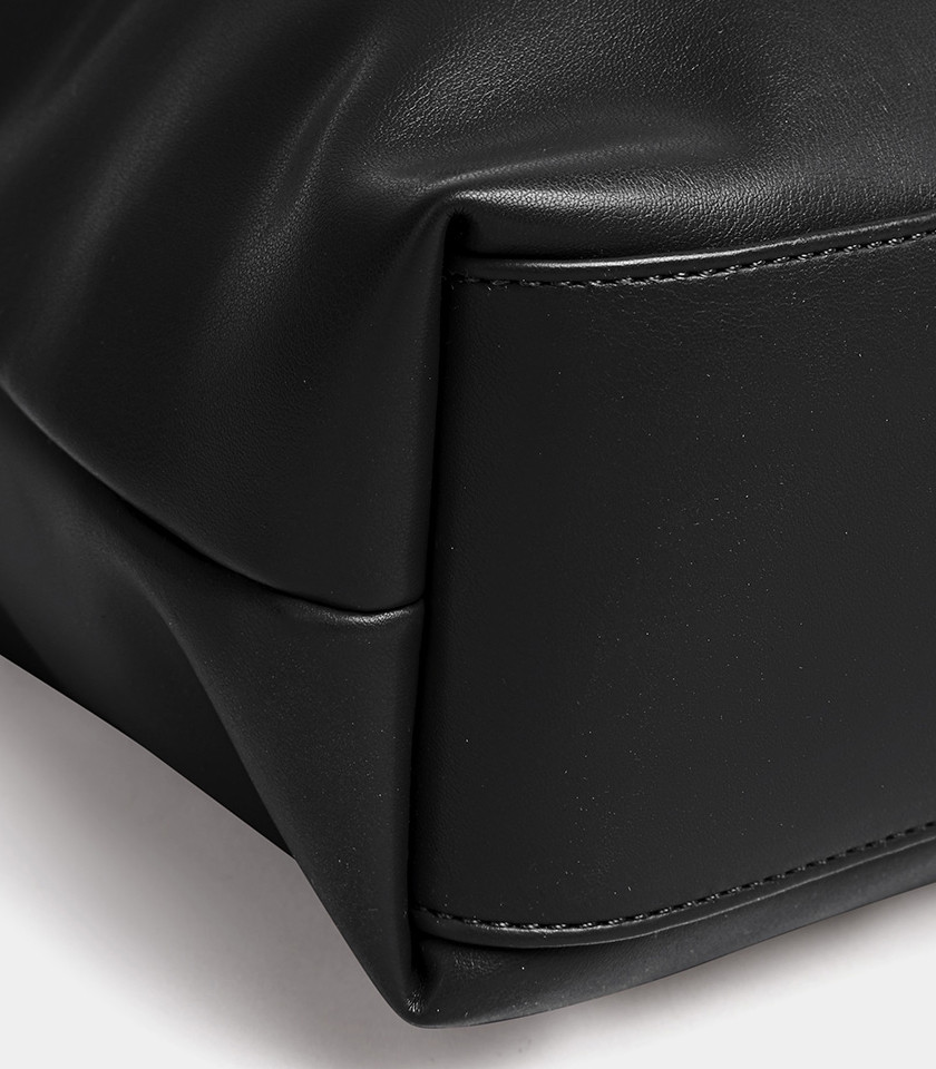 MOSSDOOM Danica black shoulder tote bag, front view.