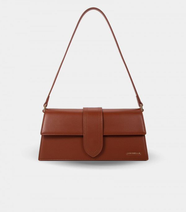 INVOLUCRO flap shoulder bag - CHRISBELLA Fawn color, front view.