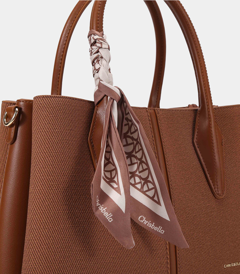 FASCINO structured handbag – CHRISBELLA Fawn color, with scarf.