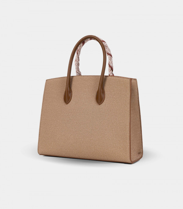 Back view of the RAFFINATO structured handbag – CHRISBELLA Camel color.