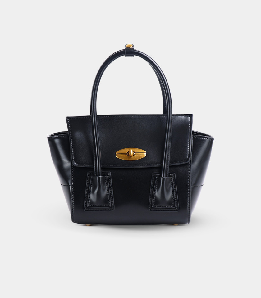 HÉRITAGE FÉFÉ handbag with strap – Black color, front view.
