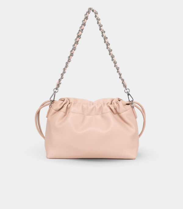 Back view of the SOUPLESSE FÉFÉ chain shoulder bag - Salmon color.