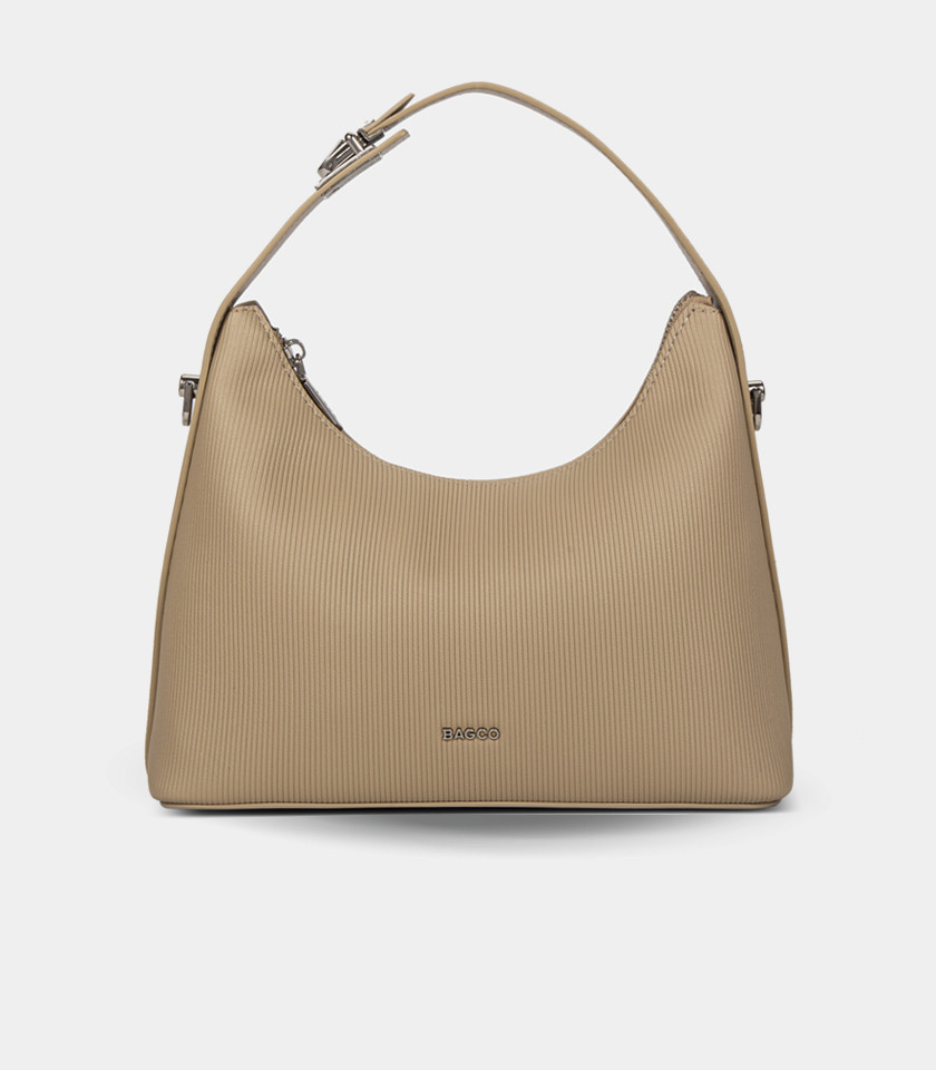Bolsa hobo macia com alça HORIZON - BAGCO cor Creme, vista frontal.