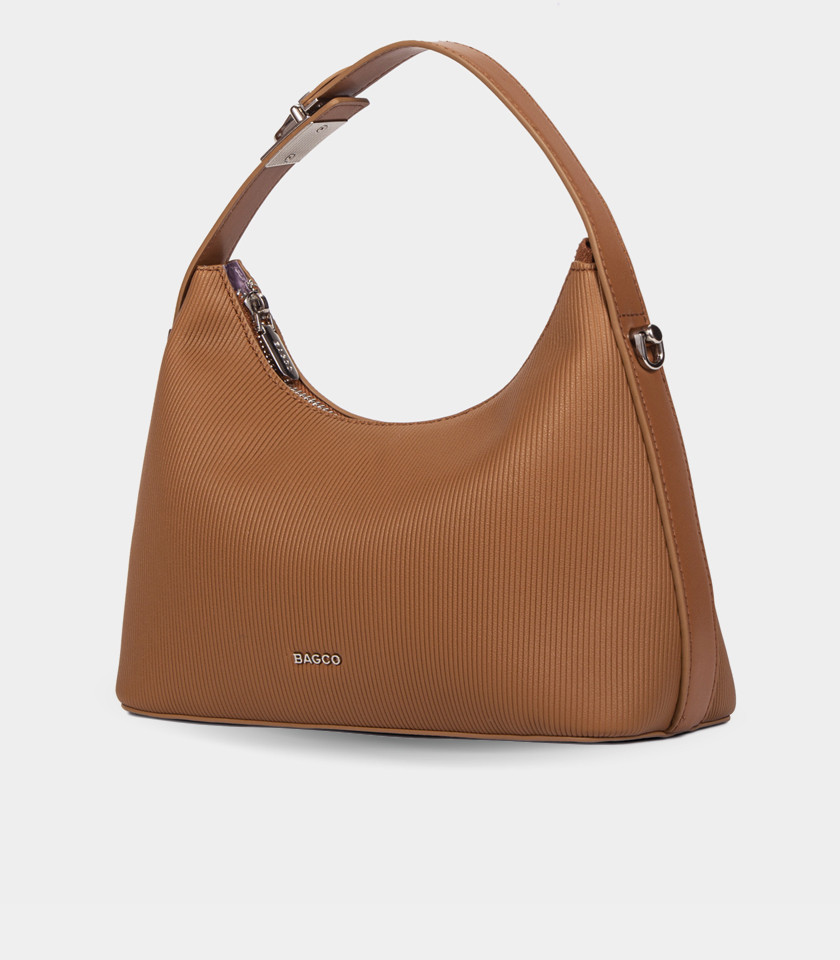 Bolsa hobo macia com alça HORIZON - BAGCO cor Café, vista frontal.