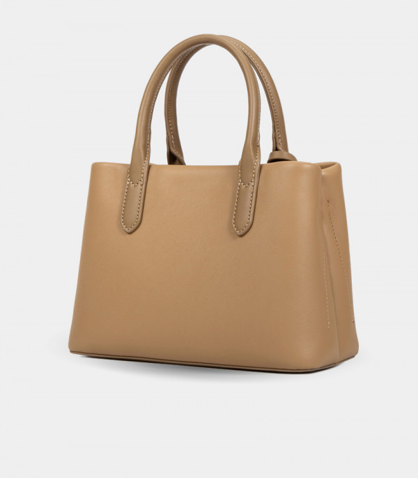 Back view of the INSTANT handle shoulder bag - BAGCO Camel color.