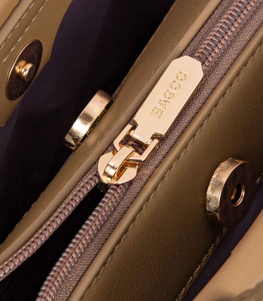 INSTANT handle shoulder bag - BAGCO Camel color, front view.