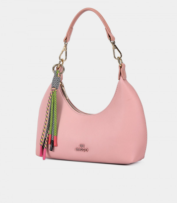 Mini borsa hobo a mezzaluna ORIGINE colore Salmone, vista a tre quarti.