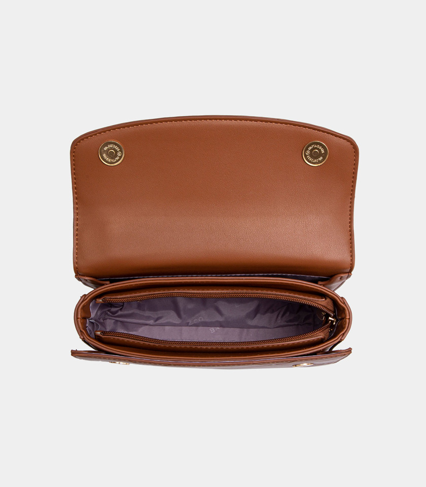 AURA chain handle flap bag - BAGCO Camel color, front view.