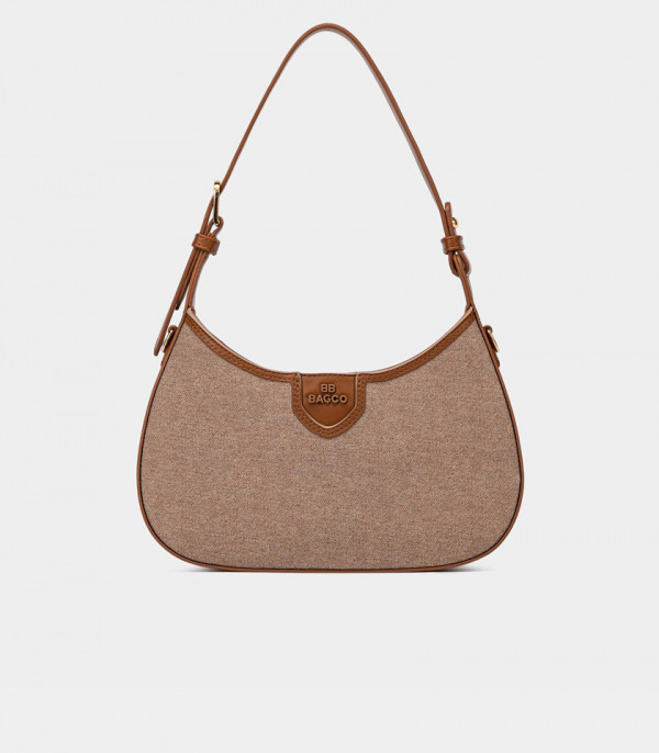 Borsa hobo curva in tela ESPRIT - BAGCO colore Cammello, vista frontale.