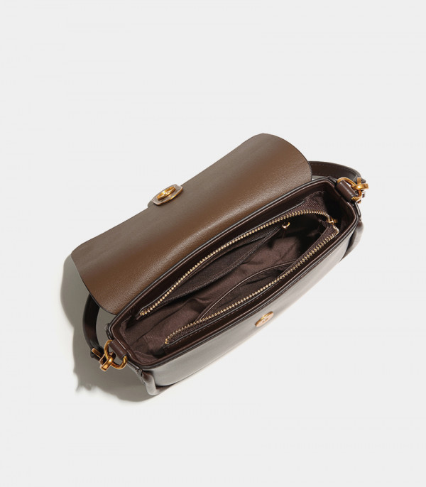 Vue intérieure du sac bandoulière DISNEY MICKEY MOUSE couleur Marron, montrant les compartiments.